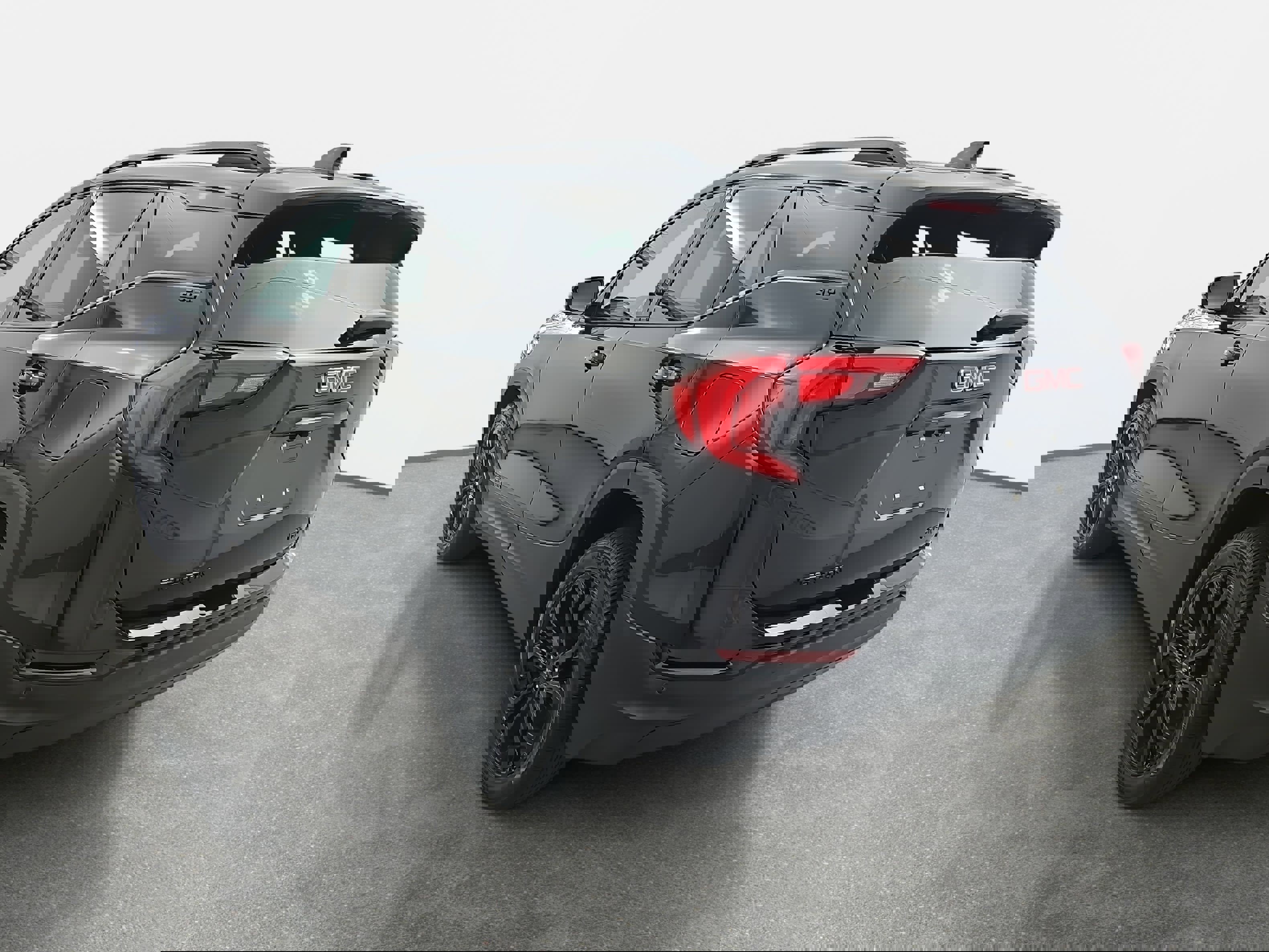 Used 2021 GMC Terrain SLT w/ Elevation Edition image 7