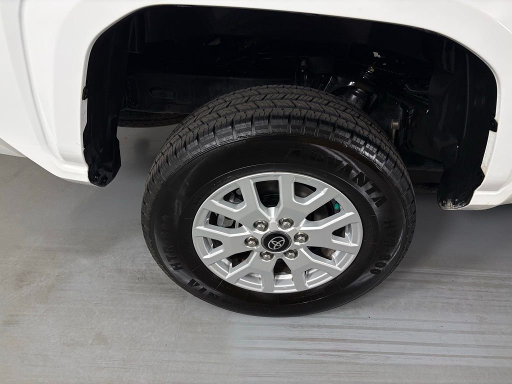 Used 2024 Toyota Tacoma SR5 RWD image 11