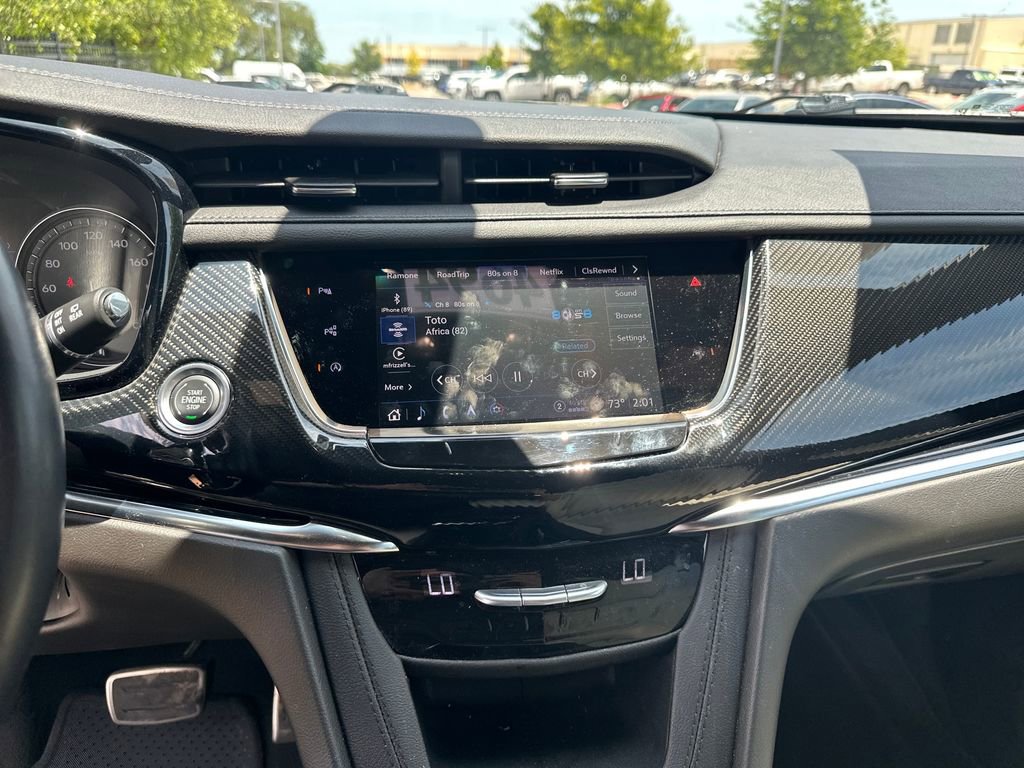 Used 2025 Cadillac XT6 Sport w/ Technology Package AWD/4WD image 22