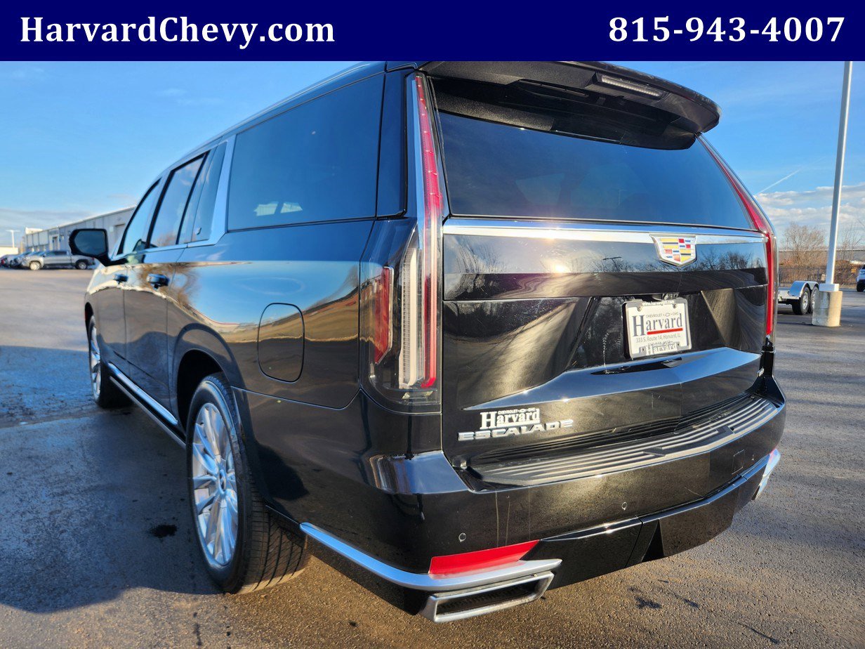 Used 2024 Cadillac Escalade ESV Premium Luxury w/ Performance Package image 41