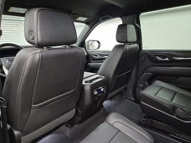 Used 2022 GMC Yukon XL Denali image 15