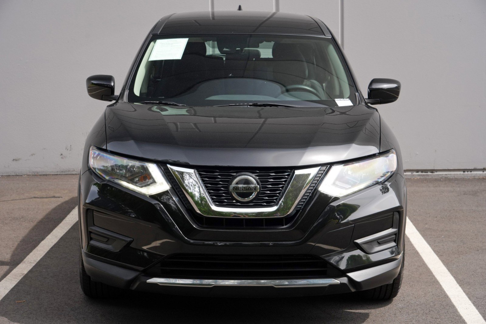 Used 2019 Nissan Rogue S FWD image 40