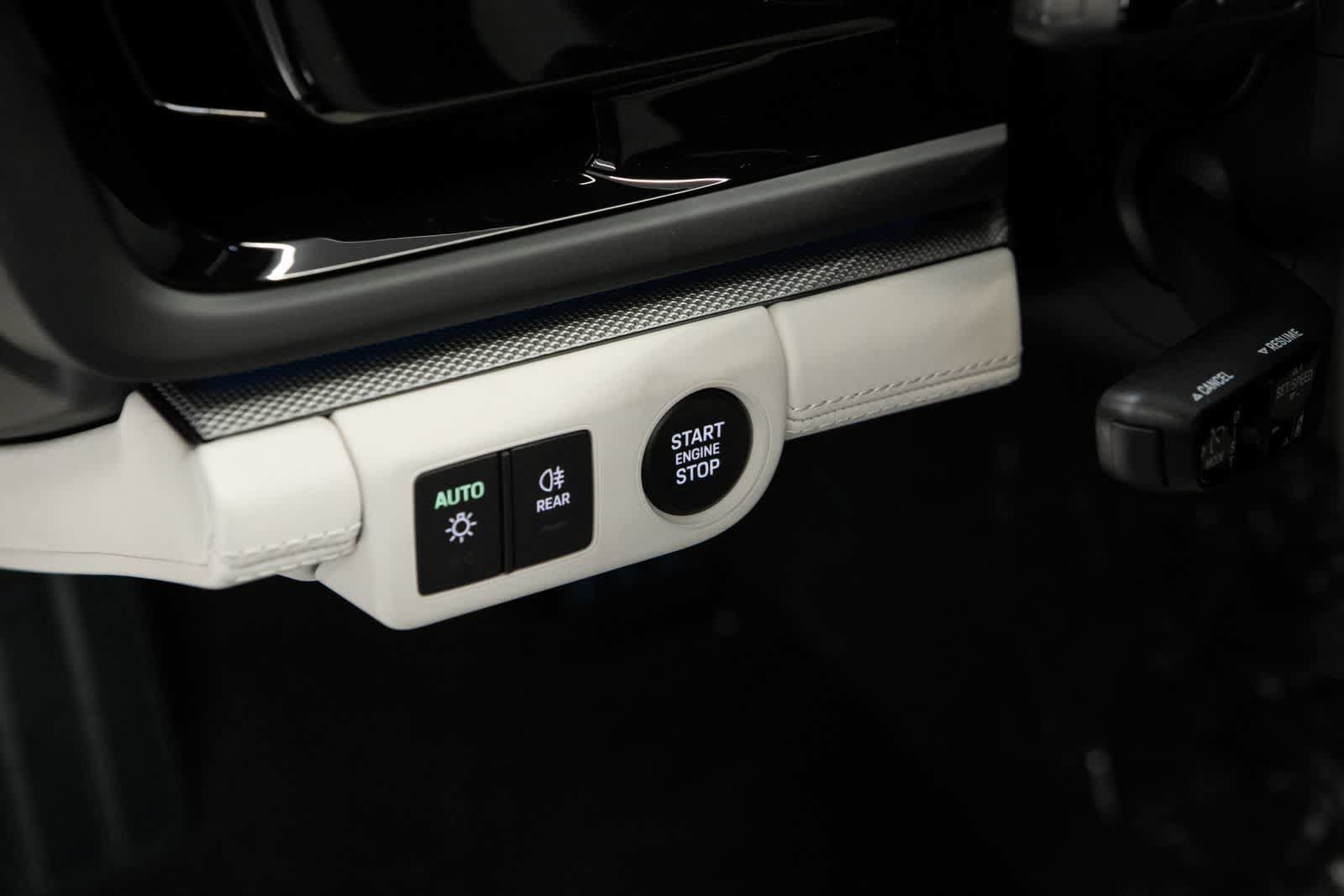 New 2026 Porsche Panamera 4 AWD/4WD image 22