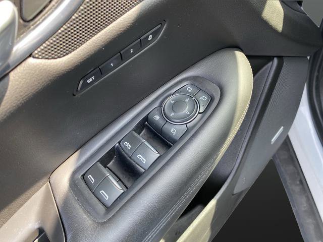Used 2019 Cadillac XT5 Platinum AWD/4WD image 38