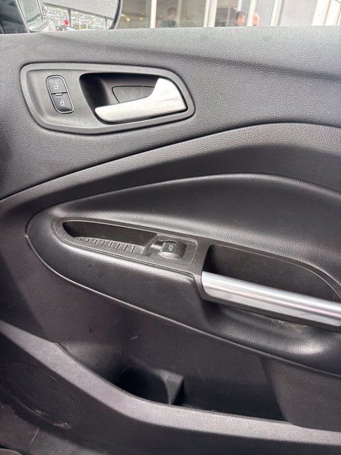 Certified 2019 Ford Escape SE FWD image 29
