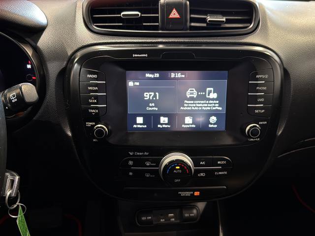 Used 2018 Kia Soul + FWD image 24