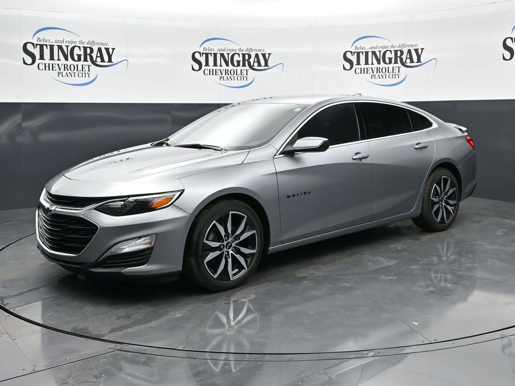 Used 2023 Chevrolet Malibu RS w/ Driver Confidence Package FWD image 3