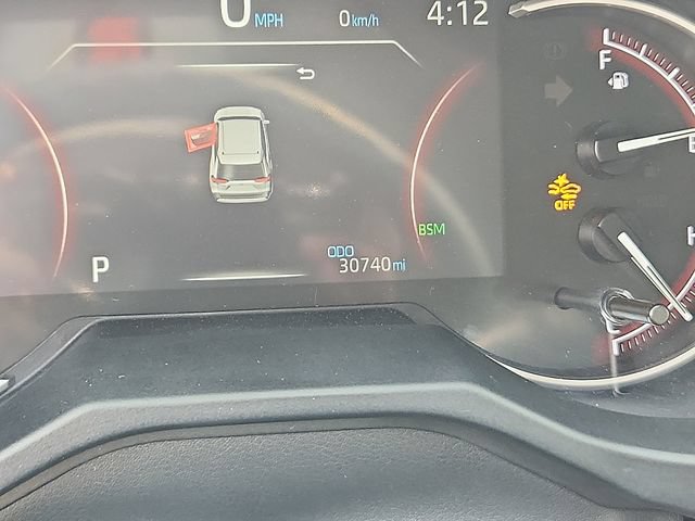 Used 2025 Toyota RAV4 XLE AWD/4WD image 19