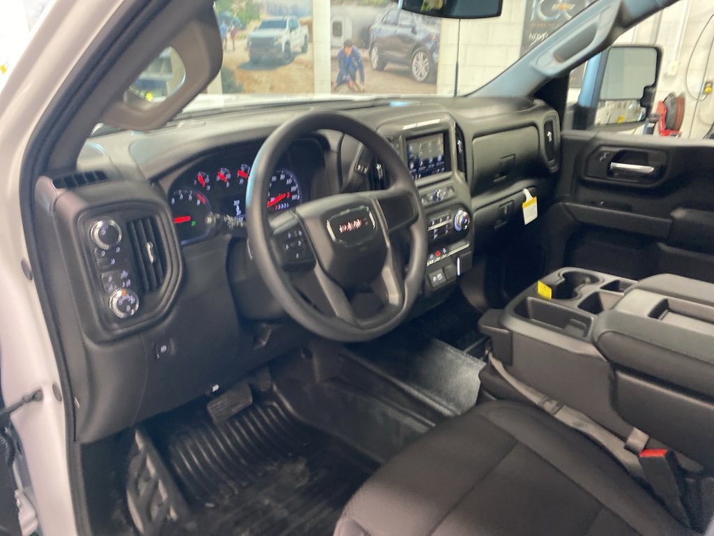 New 2026 GMC Sierra 3500 Pro w/ Convenience Package image 13