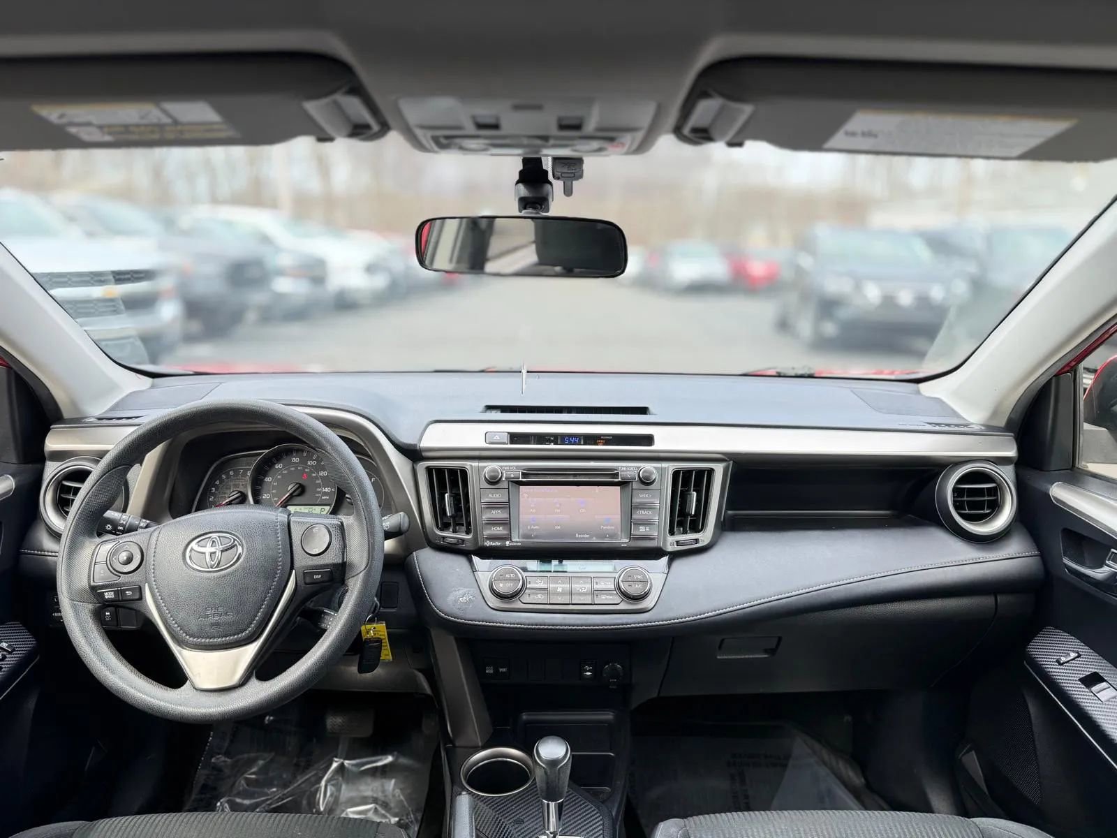 Used 2015 Toyota RAV4 XLE w/ Four Season Floor Mat Package image 14