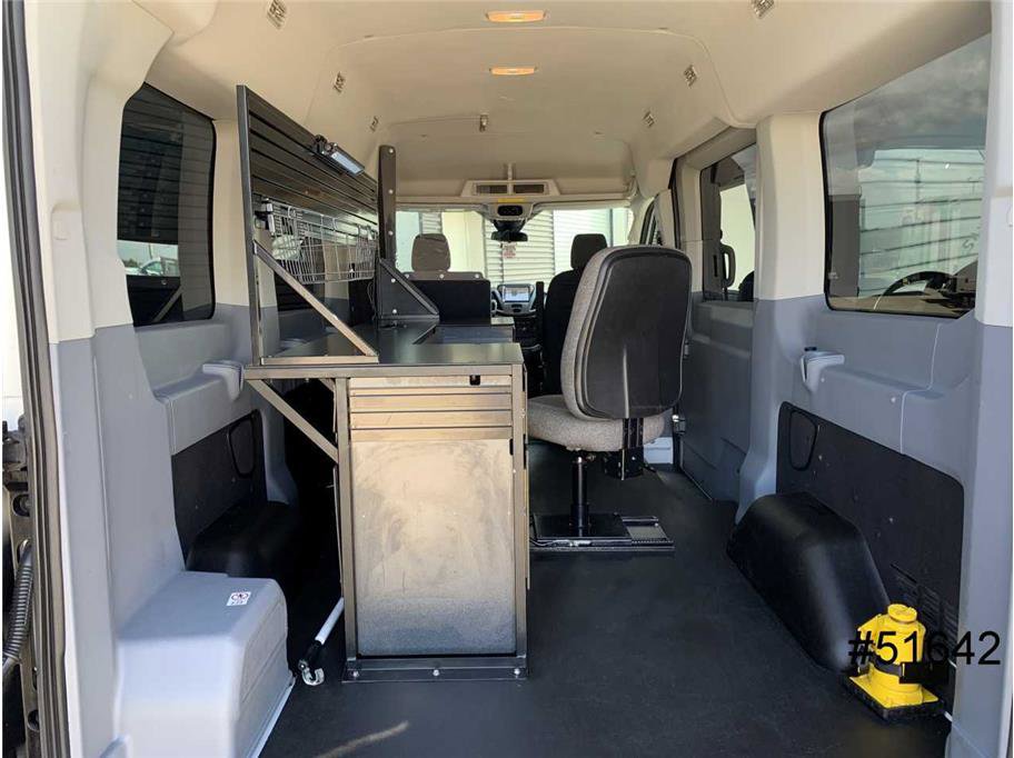 Used 2018 Ford Transit 150 XLT image 10