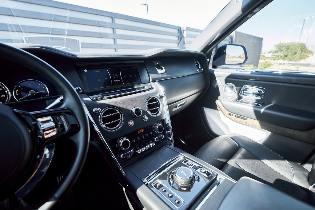 Used 2019 Rolls-Royce Cullinan image 66
