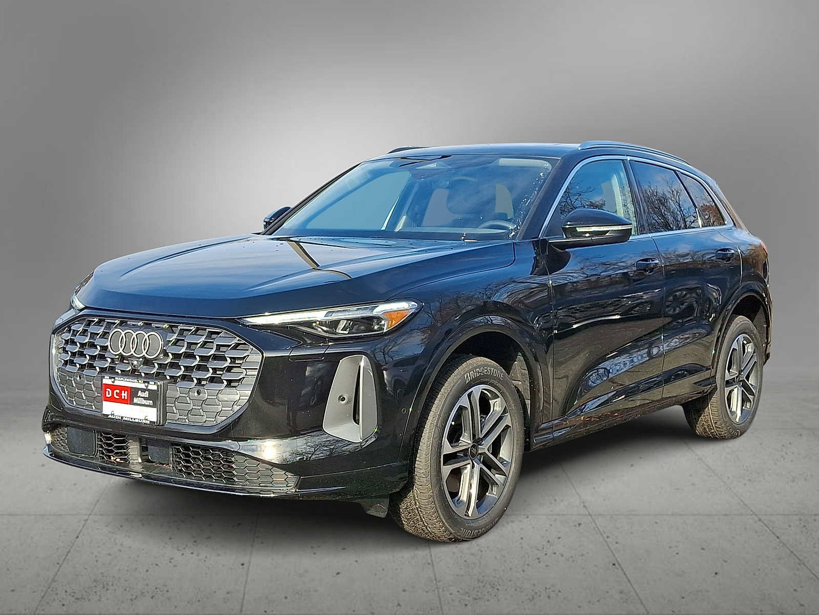 New 2025 Audi Q5 Premium Plus