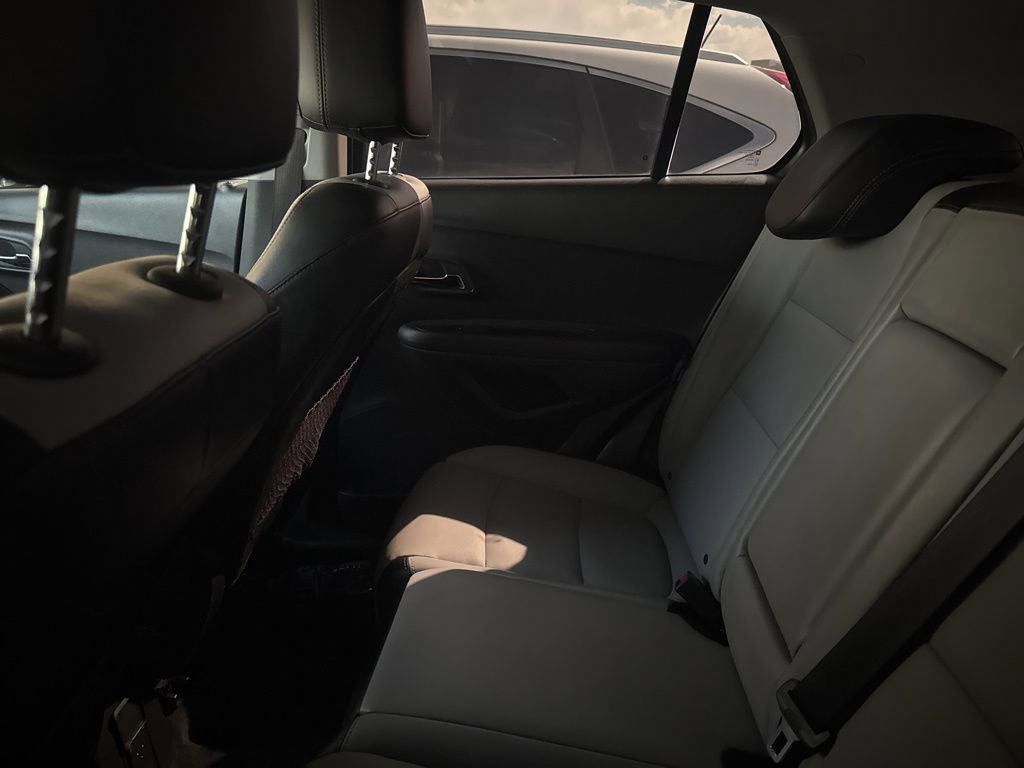 Used 2018 Chevrolet Trax Premier image 4