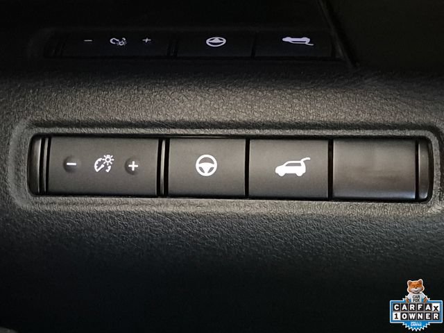 Used 2025 Nissan Pathfinder SV AWD/4WD image 18