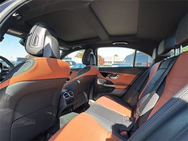 New 2026 Mercedes-Benz C 300 4MATIC Sedan image 13
