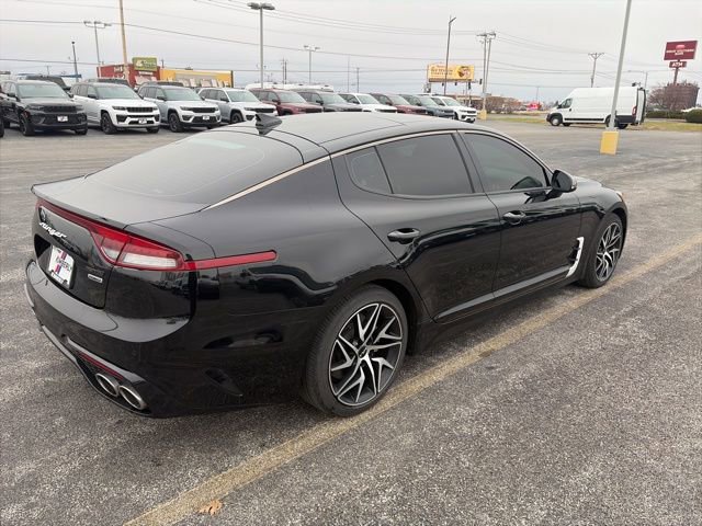 Used 2022 Kia Stinger GT-Line w/ Sun & Sound Package AWD/4WD image 6