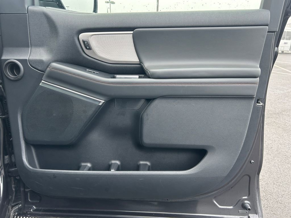 Used 2025 Ford Expedition Max Active image 25