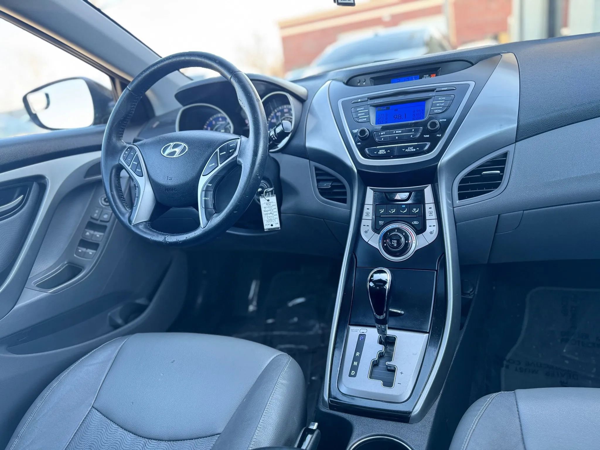 Used 2013 Hyundai Elantra Limited image 23