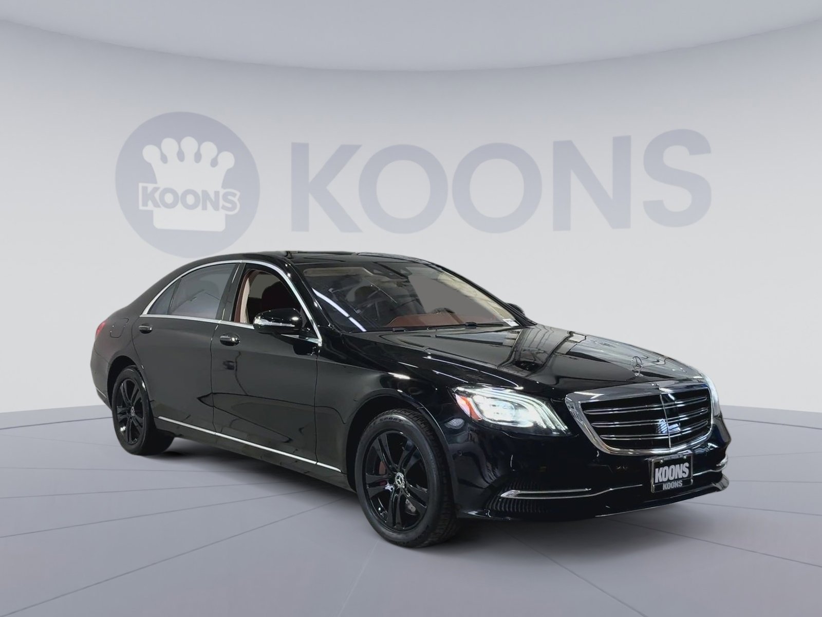 Used 2019 Mercedes-Benz S 560 4MATIC Sedan image 2