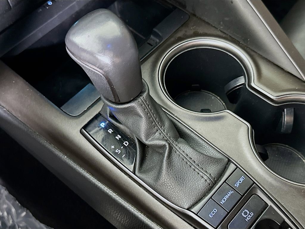 Used 2023 Toyota Camry XSE FWD image 31