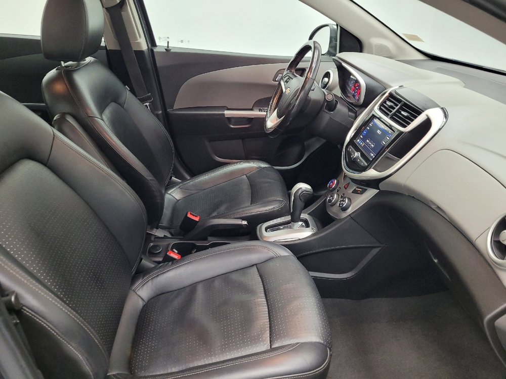 Used 2018 Chevrolet Sonic Premier FWD image 21