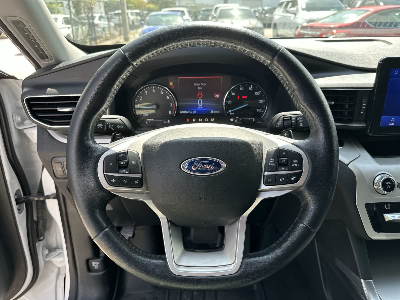 Used 2020 Ford Explorer XLT w/ Equipment Group 202A RWD image 20