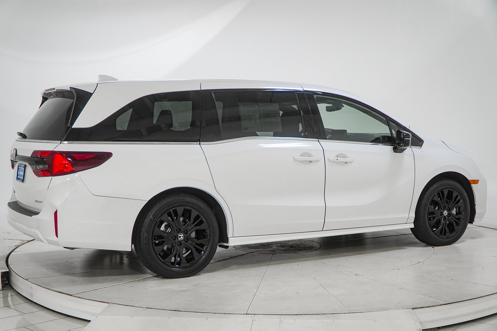 Used 2025 Honda Odyssey Sport-L image 13