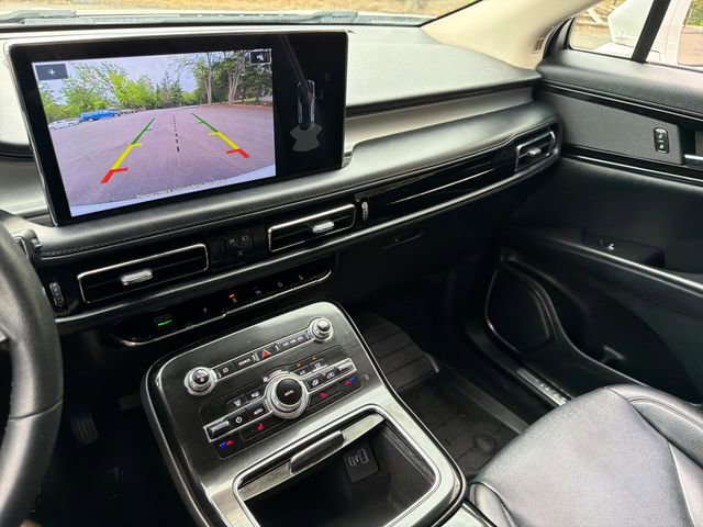 Used 2022 Lincoln Nautilus AWD image 33