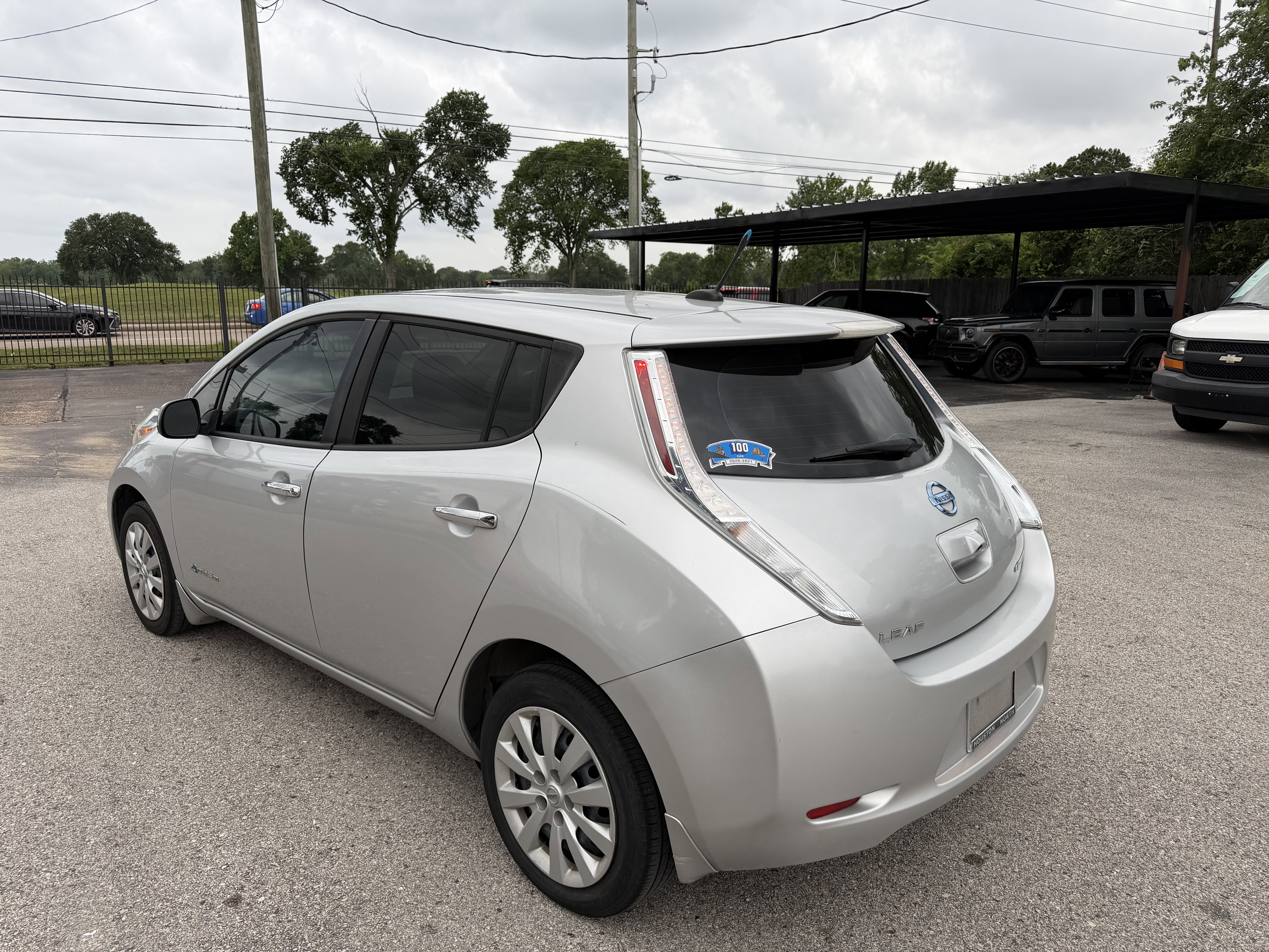 Used 2013 Nissan Leaf S w/ Charger Pkg FWD image 3