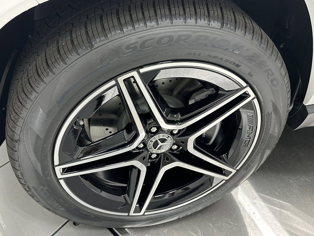 New 2026 Mercedes-Benz GLS 450 4MATIC image 14