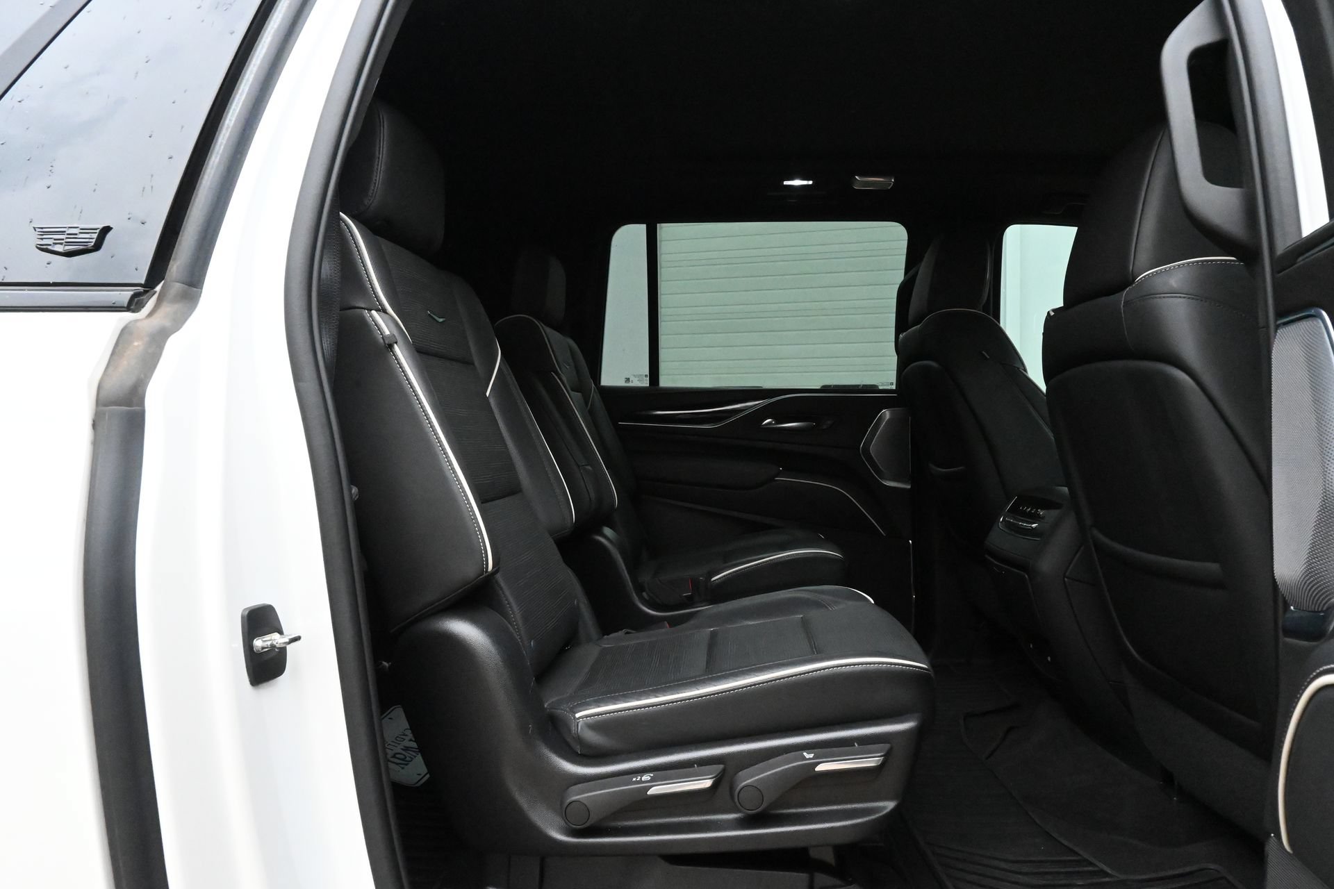 Certified 2023 Cadillac Escalade ESV Sport w/ Touring Package AWD/4WD image 21