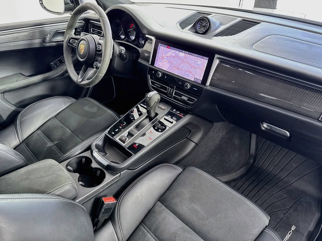 Used 2023 Porsche Macan GTS AWD/4WD image 36