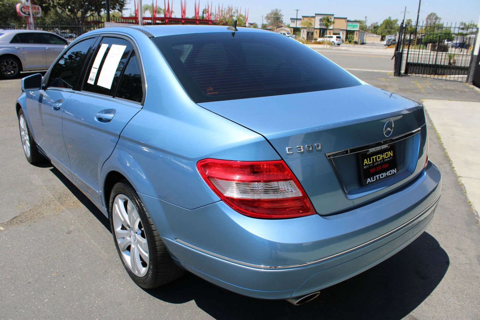 Used 2010 Mercedes-Benz C 300 Sedan image 37
