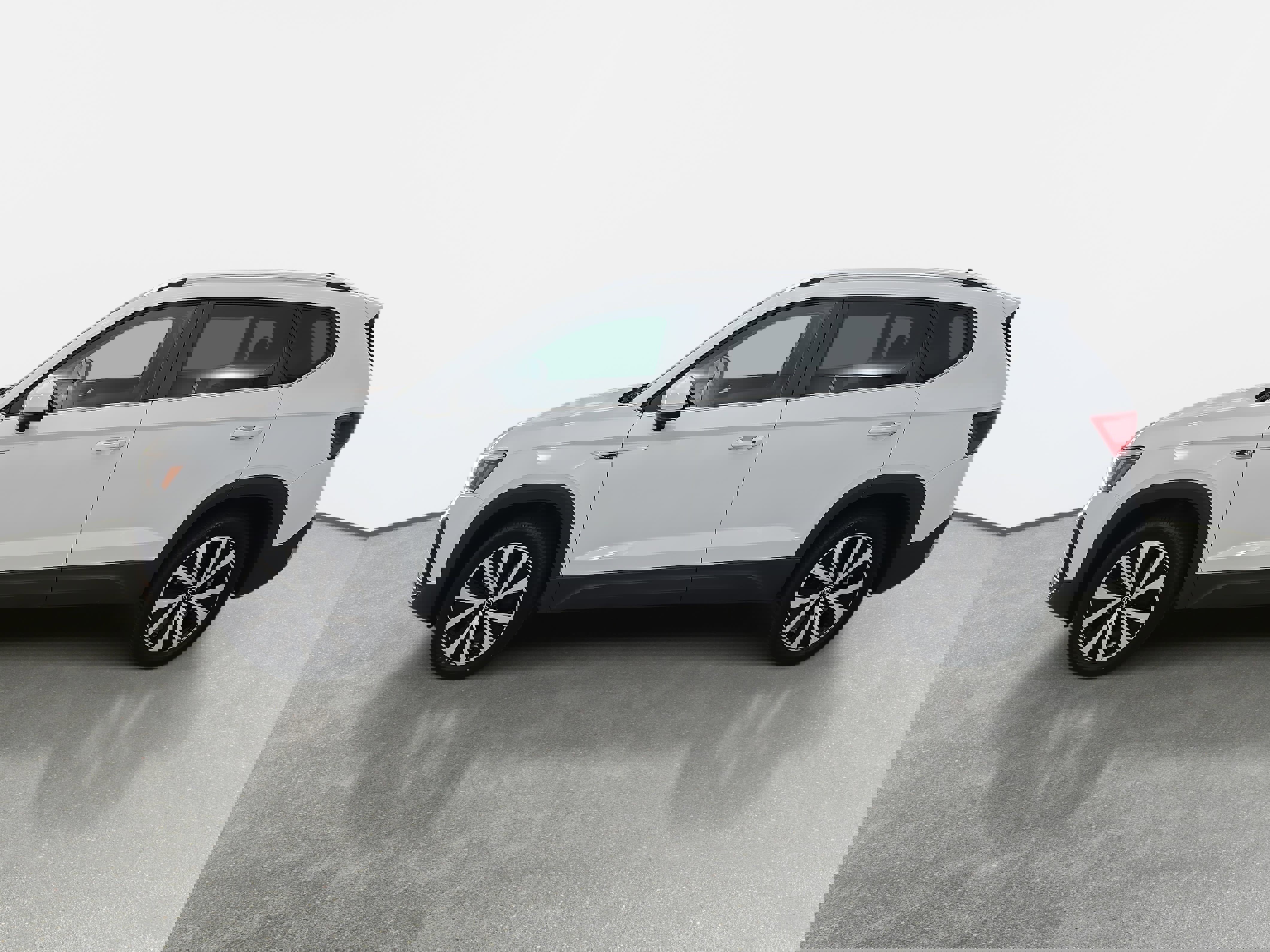 Certified 2022 Volkswagen Taos SE w/ IQ.Drive SE Package image 6