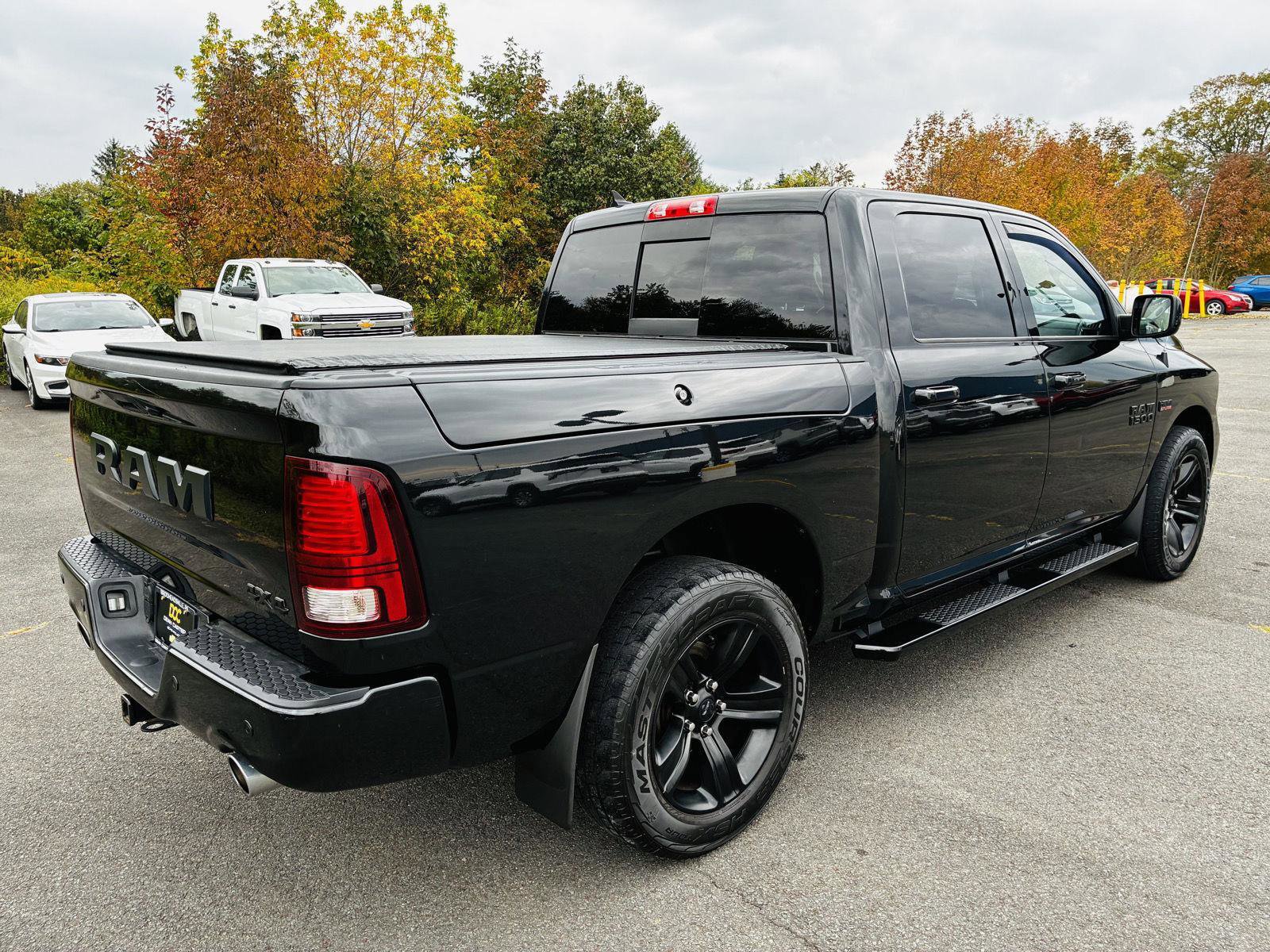 Used 2018 RAM 1500 Sport w/ Convenience Group image 8