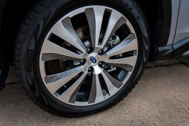 Certified 2022 Subaru Ascent Limited w/ Technology Package image 14