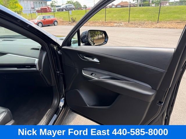 Used 2025 Cadillac XT4 Premium Luxury AWD/4WD image 24
