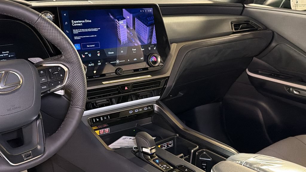 New 2026 Lexus TX 500h AWD image 13
