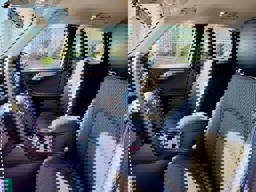New 2026 Ford Escape SE image 9
