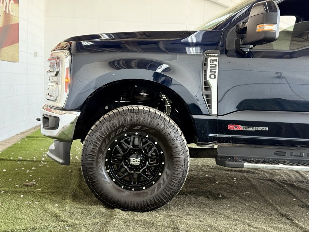 Used 2023 Ford F250 XLT image 16