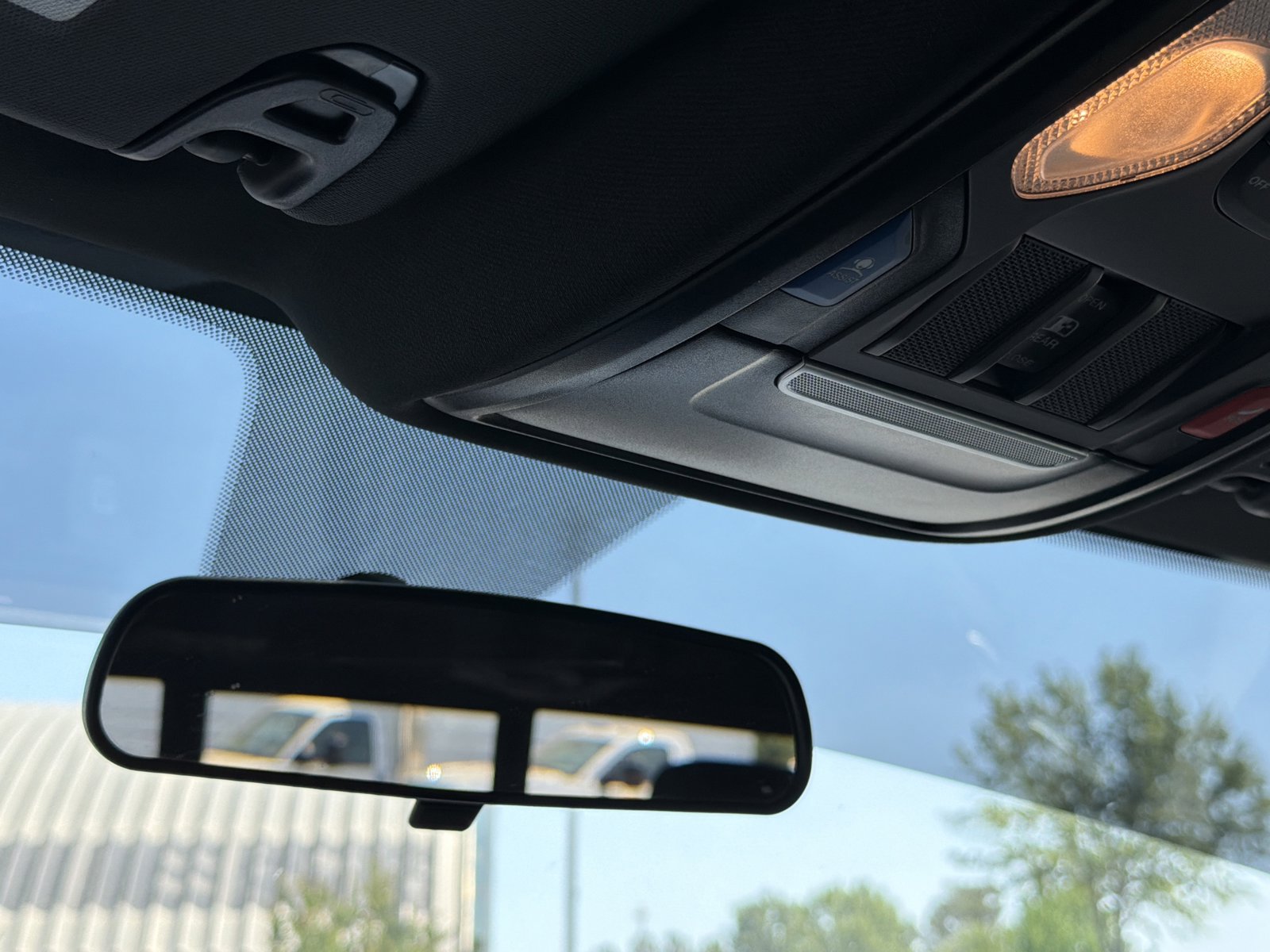 Used 2024 RAM 2500 Tradesman w/ Chrome Appearance Group AWD/4WD image 27