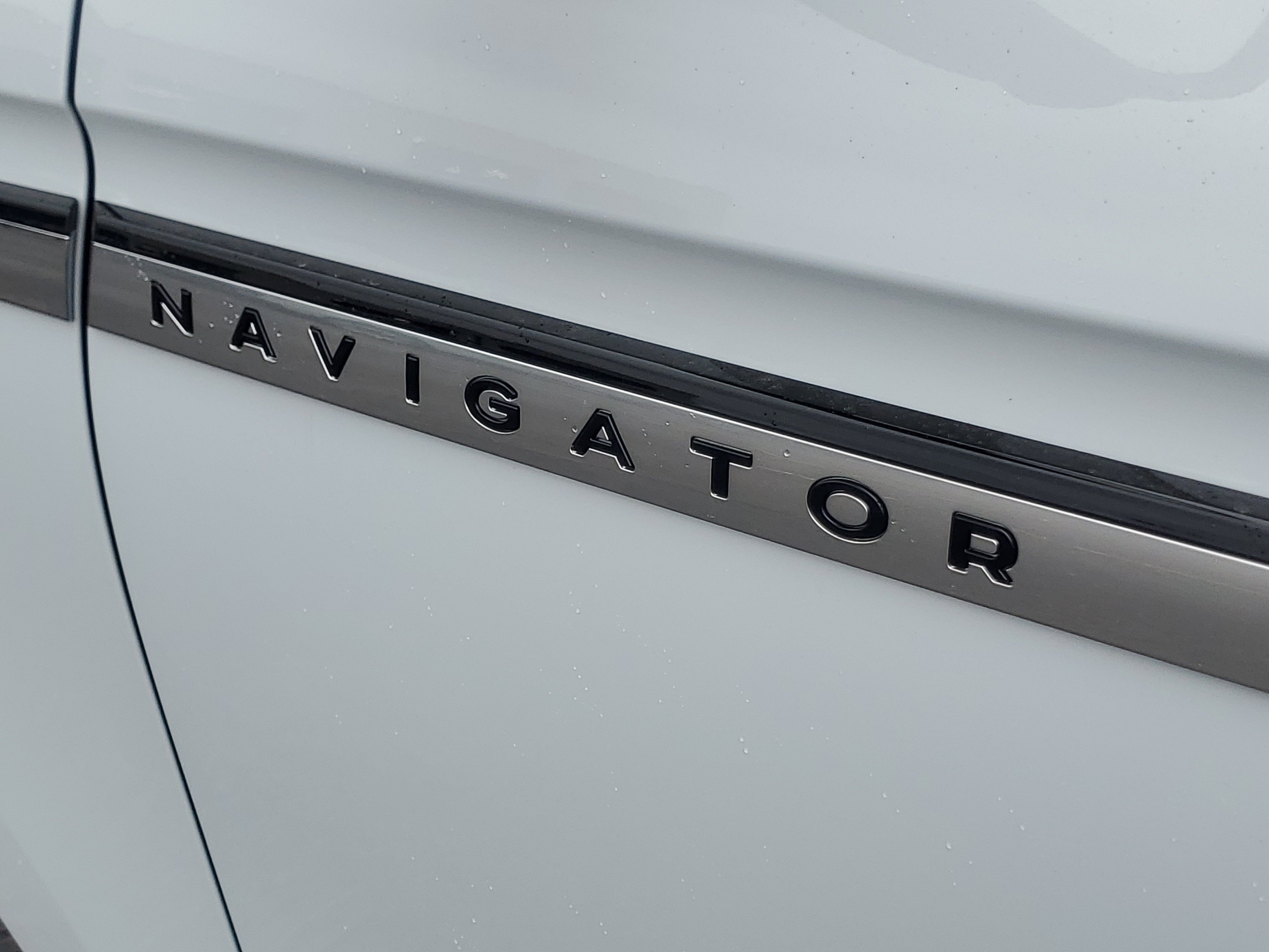 New 2026 Lincoln Navigator Reserve AWD/4WD image 7