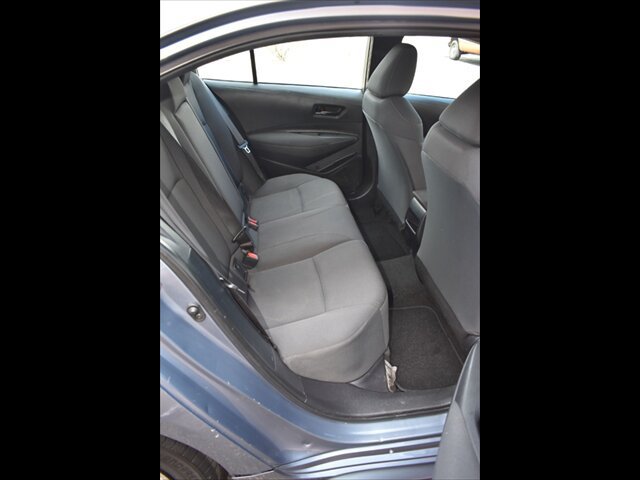 Used 2022 Toyota Corolla LE FWD image 25