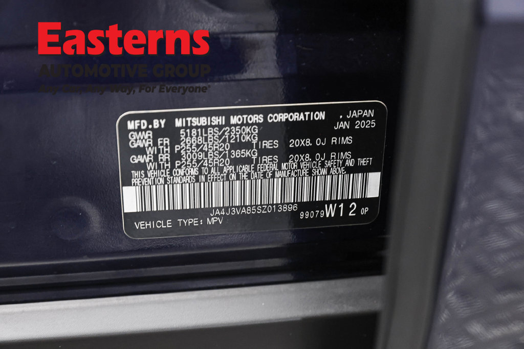 Used 2025 Mitsubishi Outlander SE FWD image 38