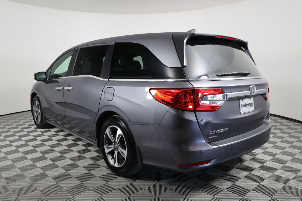 Used 2018 Honda Odyssey Touring image 5