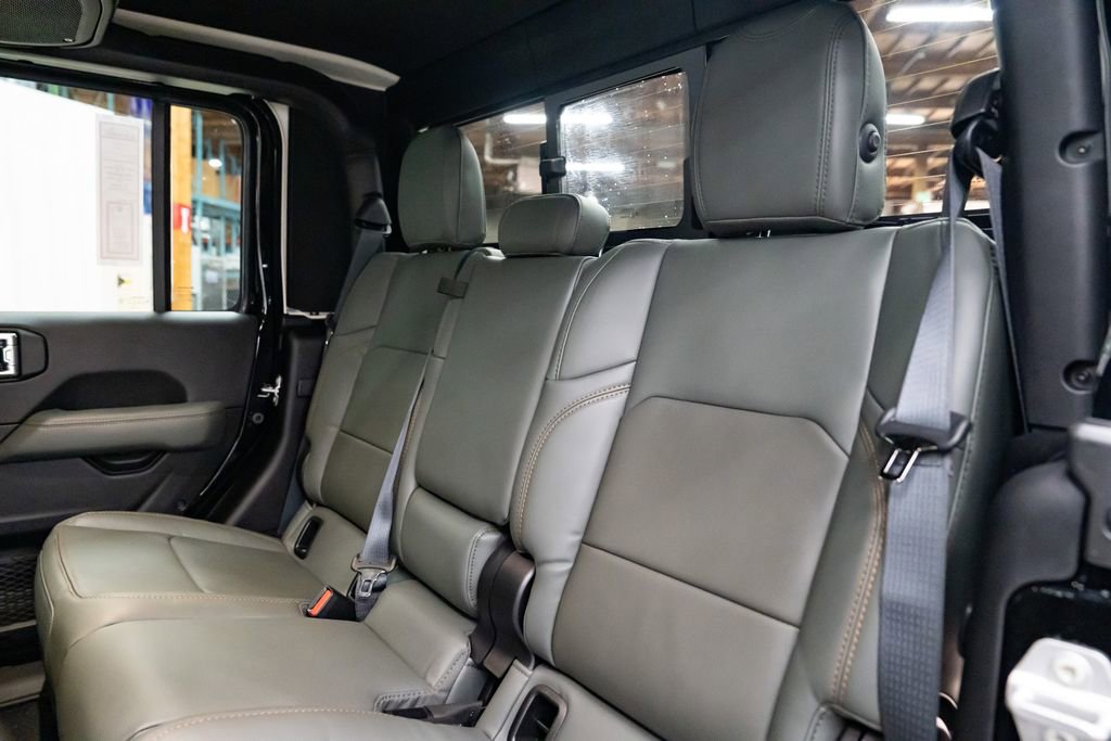 New 2026 Jeep Gladiator Mojave AWD/4WD image 27
