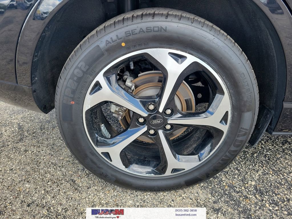 Used 2023 Ford Escape ST-Line Elite w/ Premium Technology Package AWD/4WD image 5
