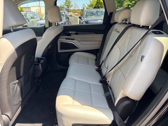 Used 2023 Kia Telluride EX FWD image 25