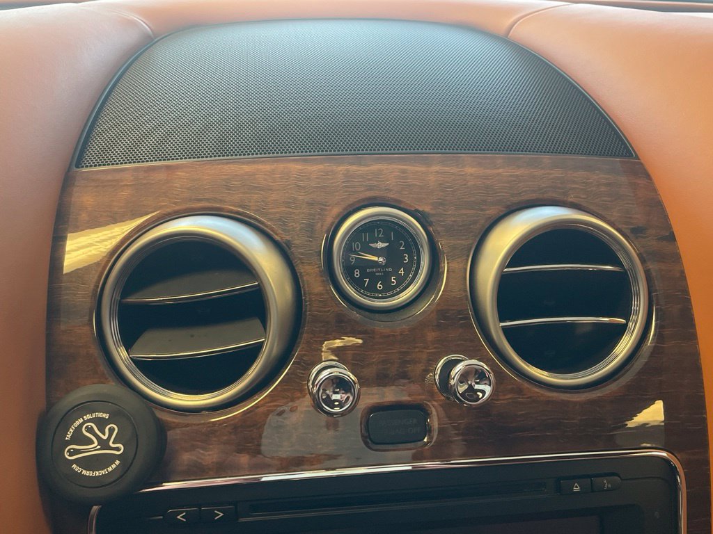 Used 2015 Bentley Flying Spur V8 AWD/4WD image 30